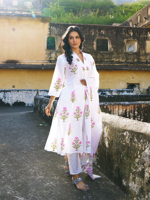 Gulbahar 3-Piece Suit | Placement Handblock Print | Ivory Pink