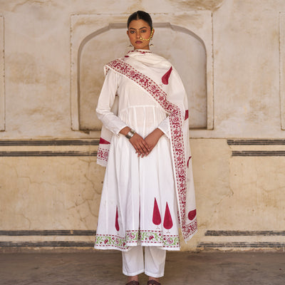 Gulbadan 3-Piece Suit Set | Placement Handblock Print | Crimson