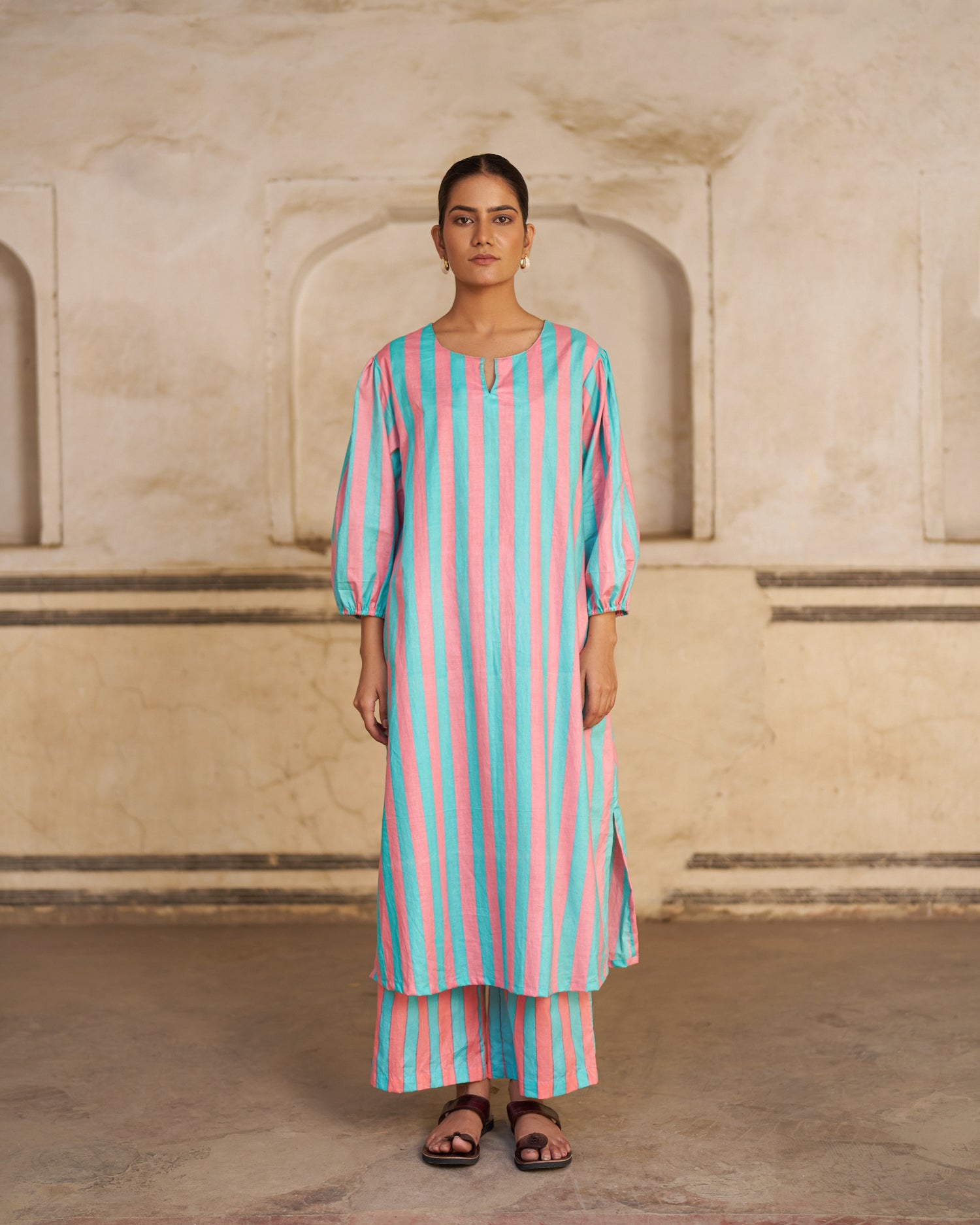 Gulrukh Kurta Set | Aqua Pink