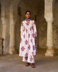 Nayra Kurta Set | Ivory Blossom