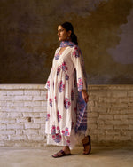 Nayra Kurta Set | Ivory Blossom