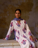 Nayra Kurta Set | Ivory Blossom