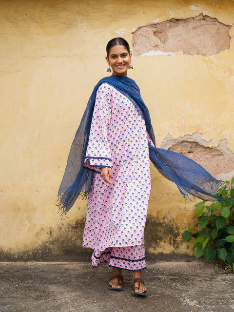 Ruhani Kurta Set | Blush Pink